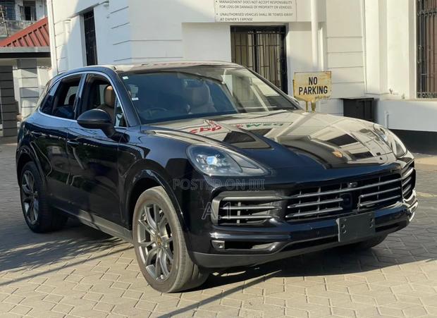 Porsche Cayenne S AWD 2019 Black