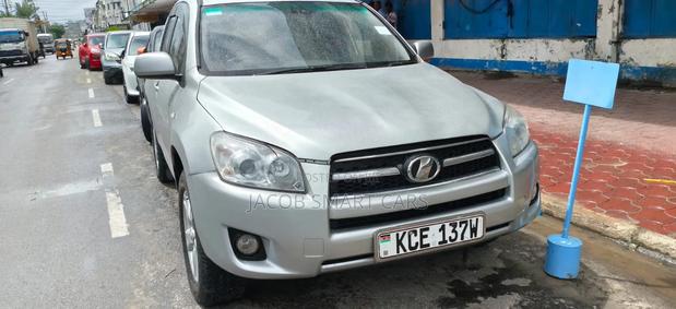 Toyota RAV4 2008 Silver