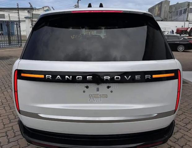 Land Rover Range Rover Autobiography 2024 White