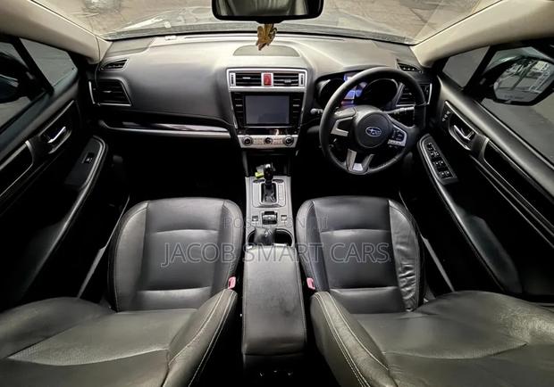 Subaru Outback 2017 Gray