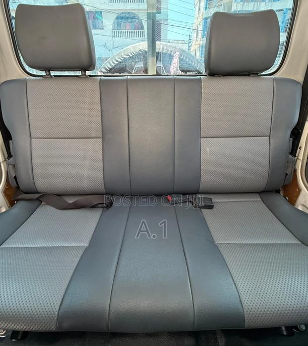 Toyota Land Cruiser 4.5 V8 GXR 2019 Pearl