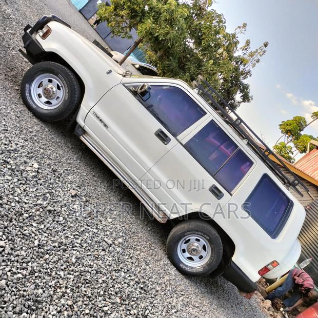 Isuzu Trooper 1998 White