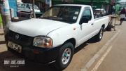 Nissan NP300 2013 White for sale