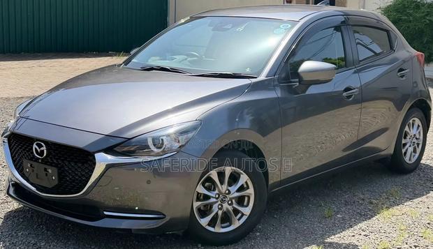 Mazda 2 2020 Gray