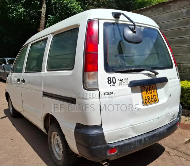 Toyota TownAce 2006 White