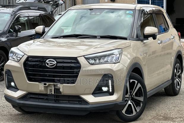 Daihatsu Rocky 2020 Gold