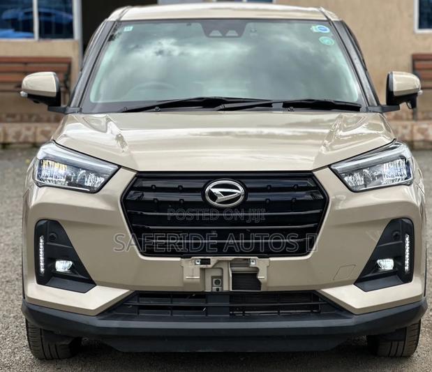 Daihatsu Rocky 2020 Gold