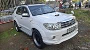 Toyota Fortuner 3.0 D AWD 2010 White for sale