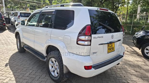 Toyota Land Cruiser Prado 2.7 i 16V 2009 White