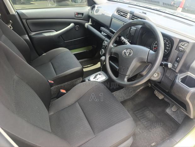 Toyota Probox 1.5 GL 2WD 2019 Green