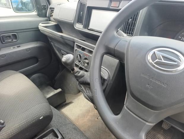 Daihatsu HIJET 2019 Silver