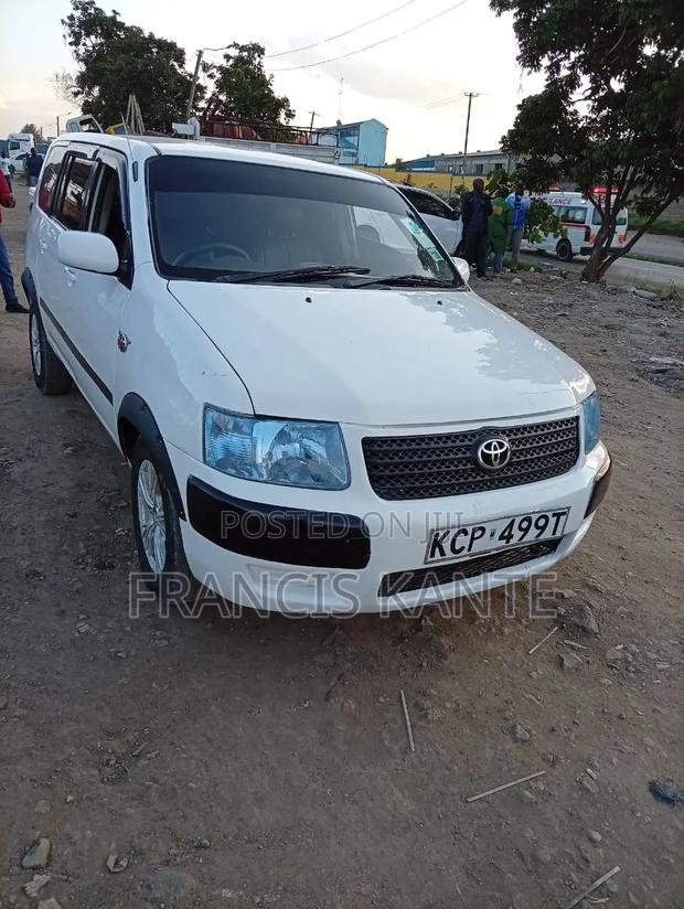 Toyota Succeed 2012 White