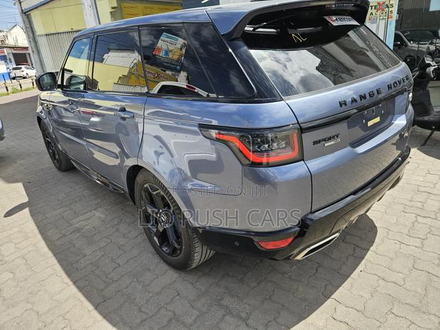 Land Rover Range Rover Sport 2021 Blue