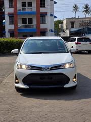 Toyota Axio 1.5 Hybrid 2WD 2019 White for sale