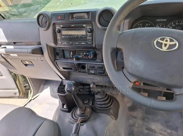 Toyota Land Cruiser 2014 Green