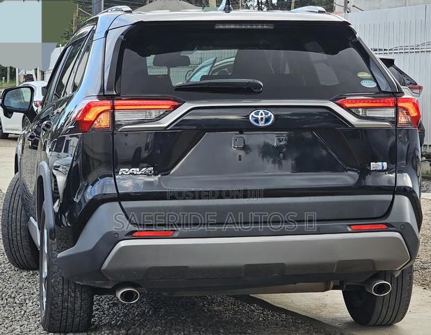 Toyota RAV4 2019 Matt Black
