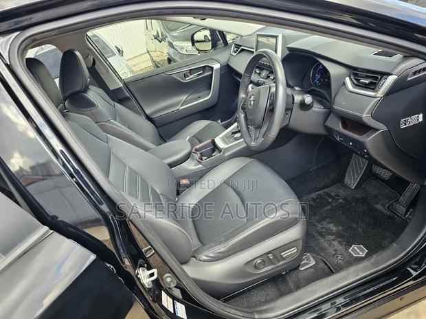 Toyota RAV4 2019 Matt Black