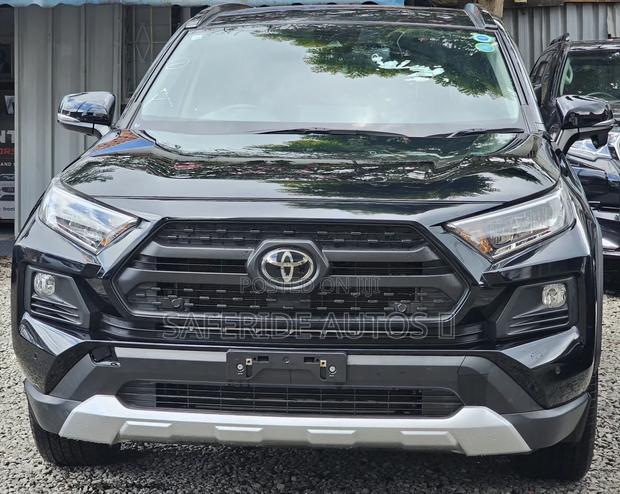 Toyota RAV4 2020 Burgundy