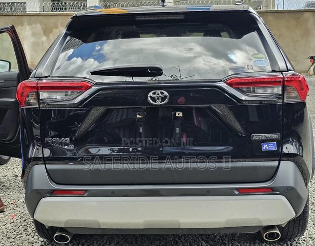 Toyota RAV4 2020 Burgundy