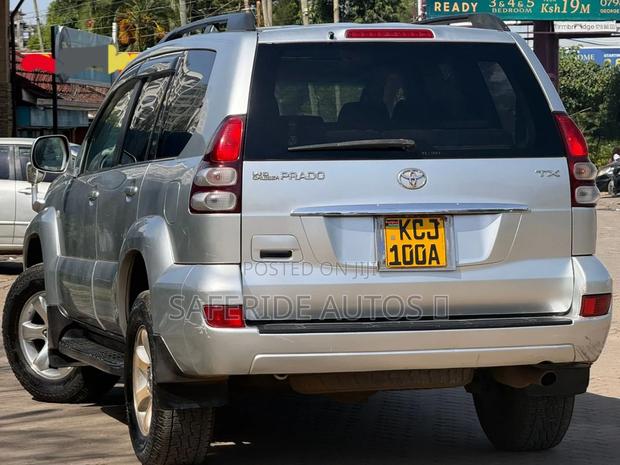 Toyota Land Cruiser Prado 2003 Silver