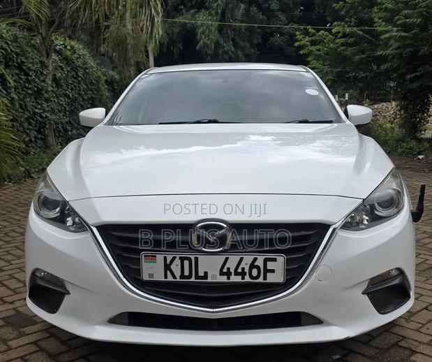 Mazda Axela 2015 White