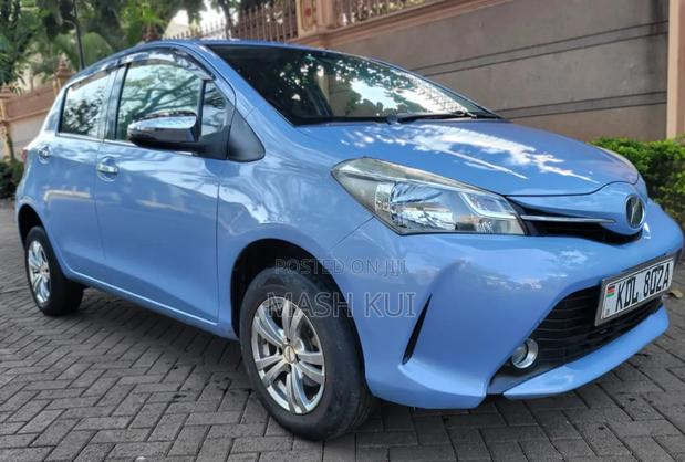 Toyota Vitz 2015 Blue