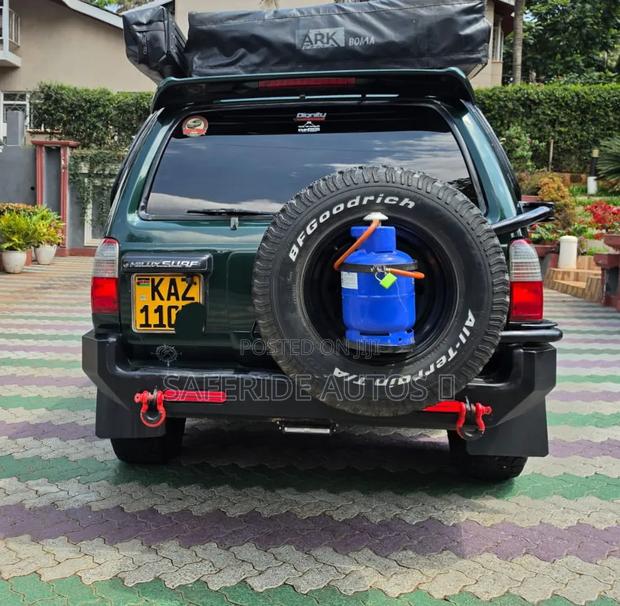 Toyota Hilux Surf 2000 Green