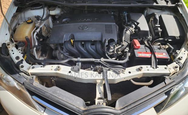 Toyota Auris 2013 White