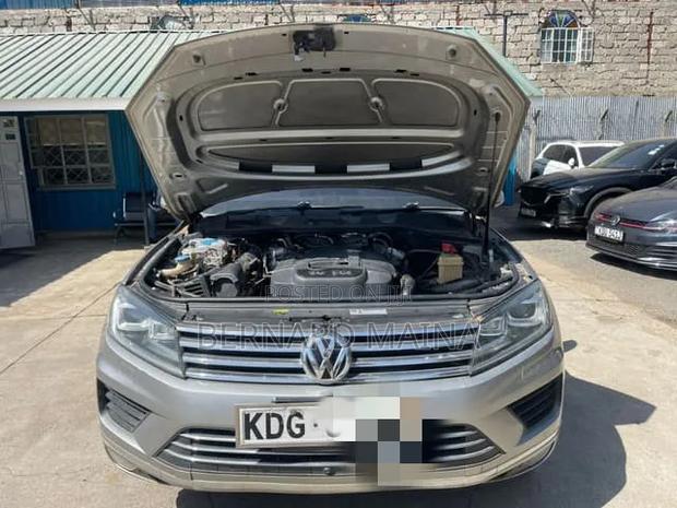 Volkswagen Touareg V6 Lux AWD 4MOTION 2015 Silver