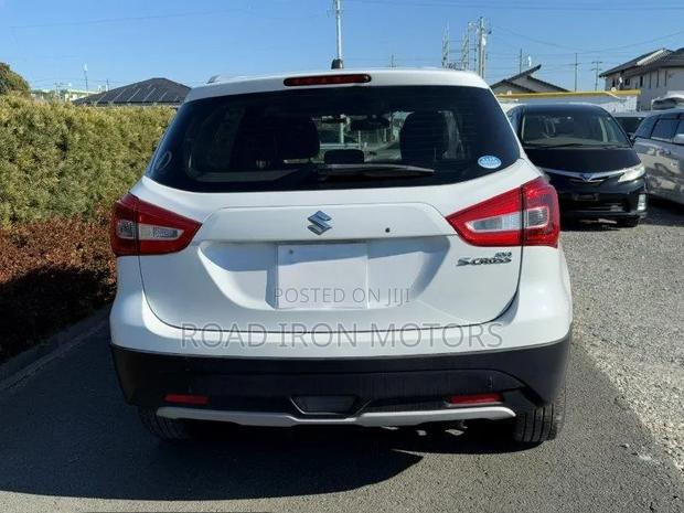 Suzuki Sx4 1.6 SUV Petrol FWD 2020 Pearl