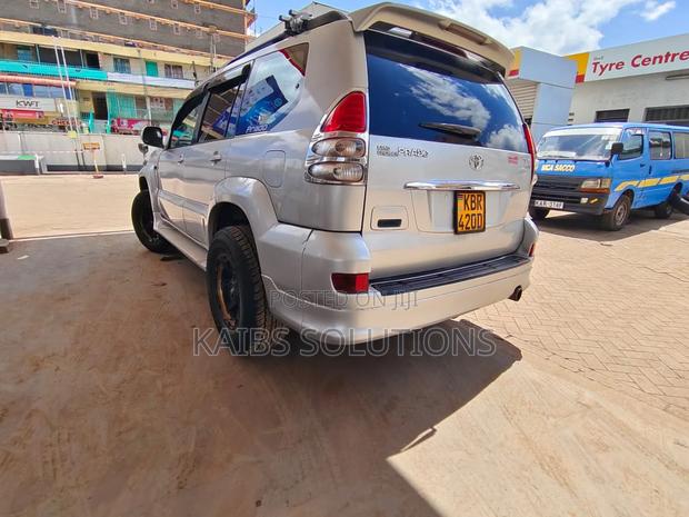 Toyota Land Cruiser Prado 2004 Silver
