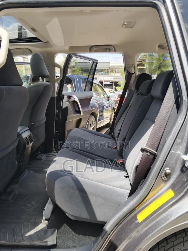 Toyota Land Cruiser Prado 2019 Gray
