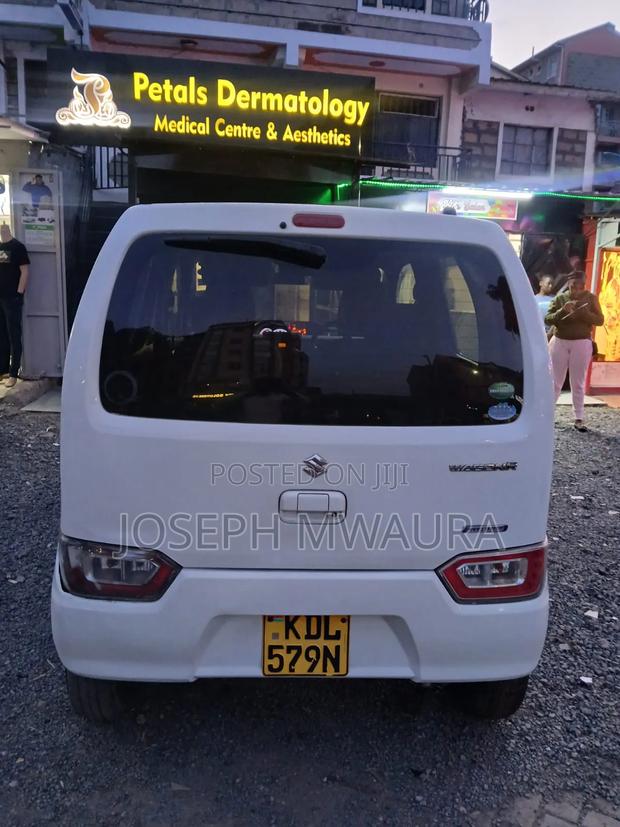 Suzuki Wagon R 2017 White