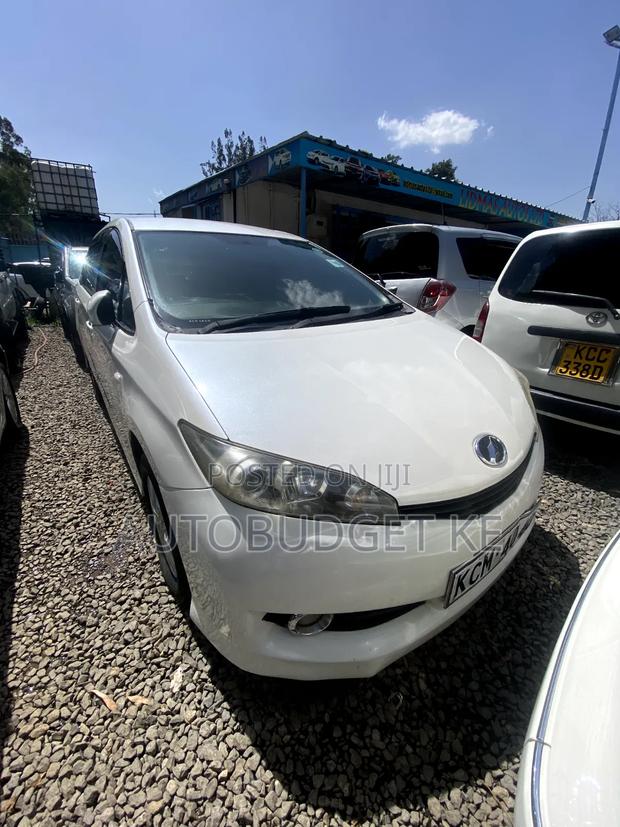 Toyota Wish 2010 White