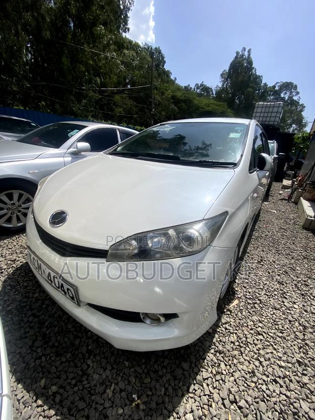 Toyota Wish 2010 White