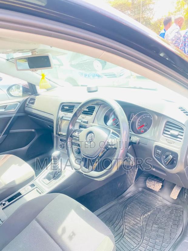 Volkswagen Golf 2013 Black