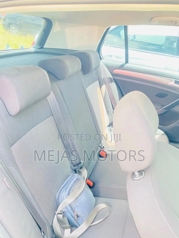 Volkswagen Golf 2013 Black