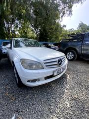 Mercedes-Benz C200 2009 White for sale