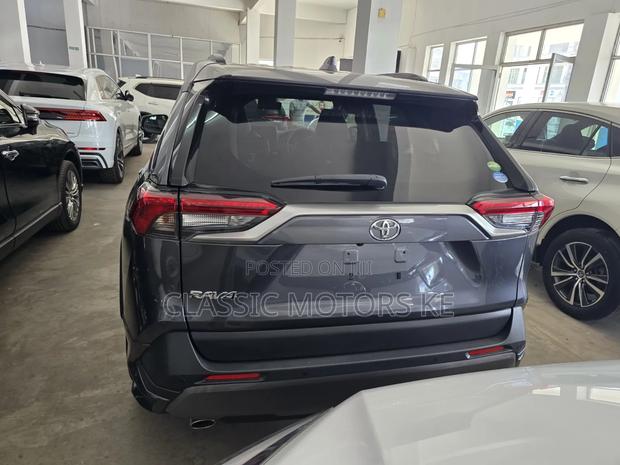 Toyota RAV4 XLE Premium AWD 2020 Gray