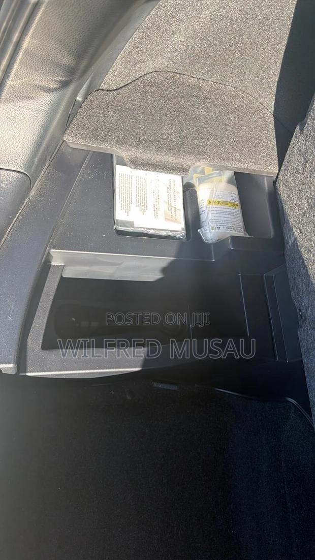 Toyota Harrier 2.0 2020 Black