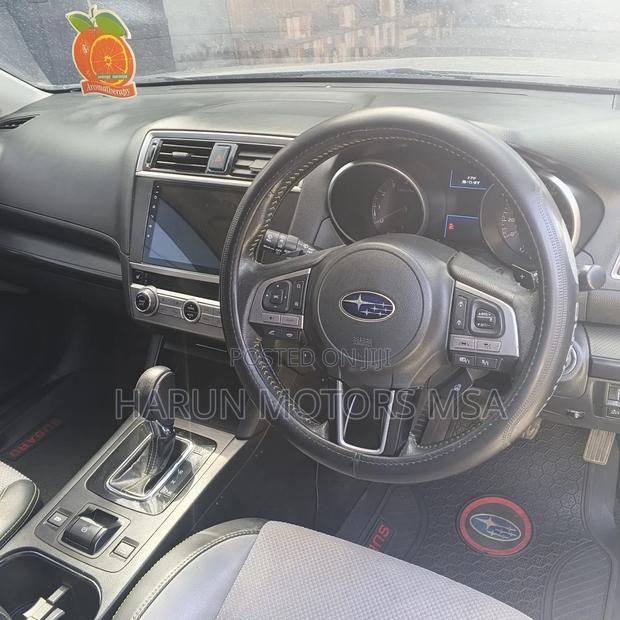 Subaru Outback 2016