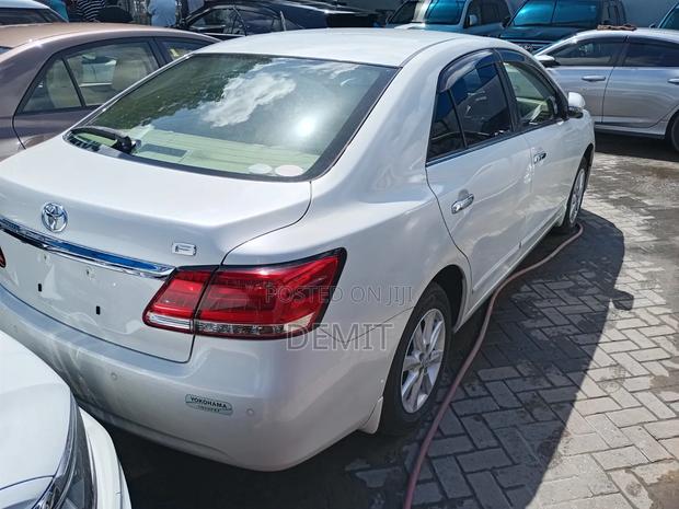 Toyota Premio 2019 White