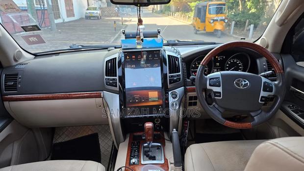 Toyota Land Cruiser 2015 Blue