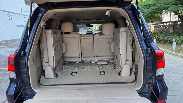 Toyota Land Cruiser 2015 Blue