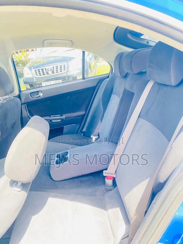 Mitsubishi Galant 2009 Blue