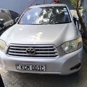 Toyota Kluger 2010 Silver for sale
