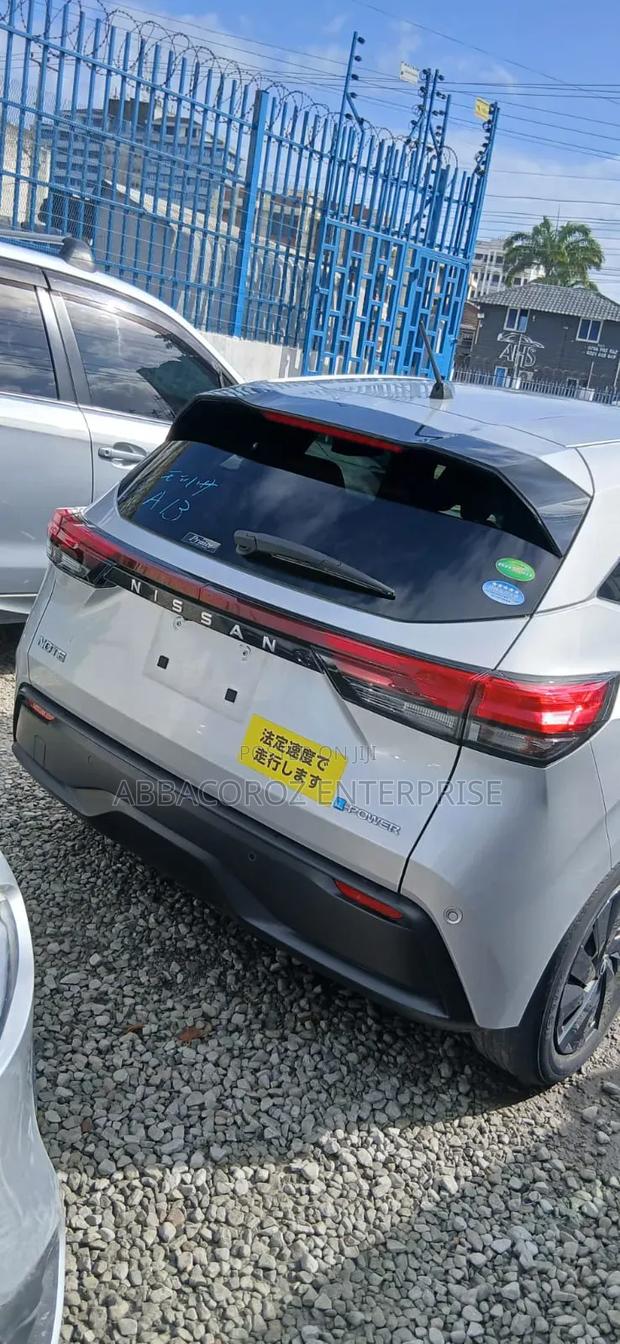 Nissan Note 1.2 Hybrid 2021 Silver