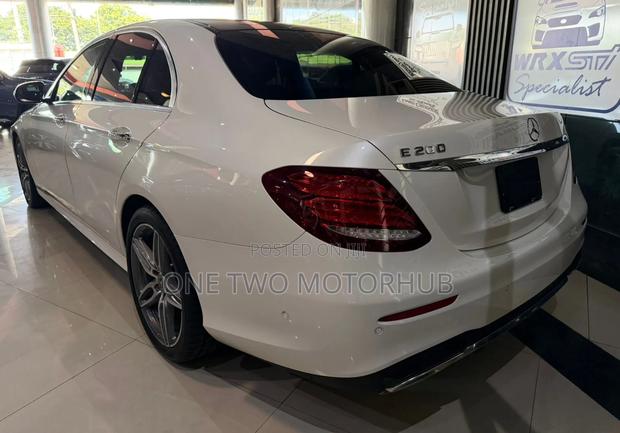 Mercedes-Benz E200 2018 White