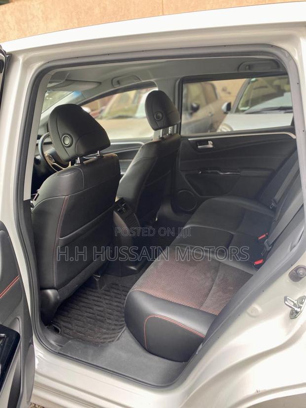 Honda Jade 1.5 Hybrid 2019 White