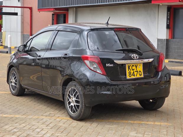 Toyota Vitz 2013 Black